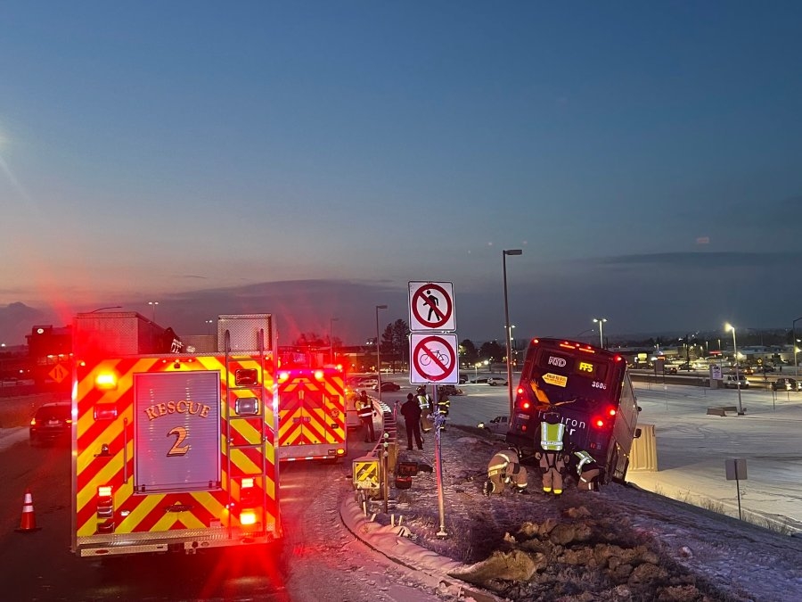 RTD bus carrying passengers slides off icy US 36 in Westminster