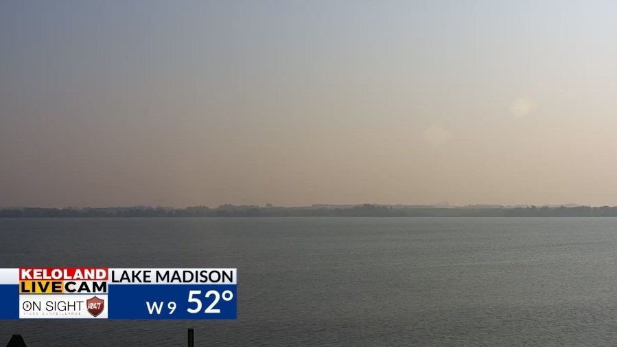 Storm Center AM Update: Mainly Quiet into Monday; Warmth to Return