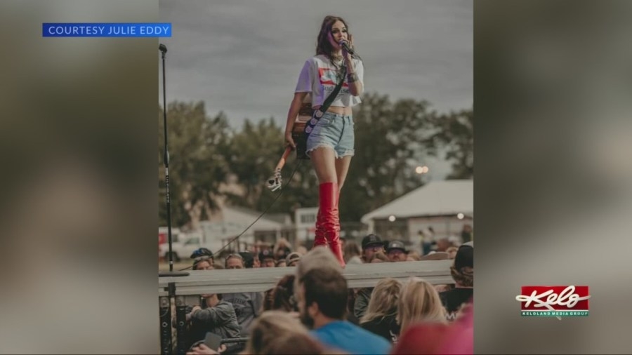 Dell Rapids native to perform at Levitt at the Falls
