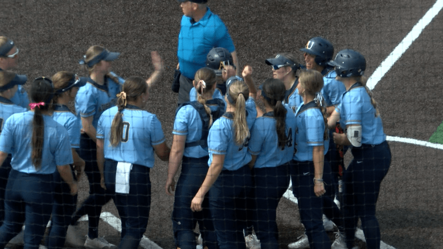 Augustana Softball sweeps Beavers on Senior Day