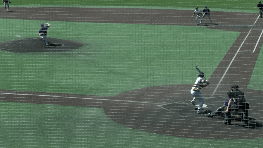 Vikings earn dominant win; storm back to claim sweep