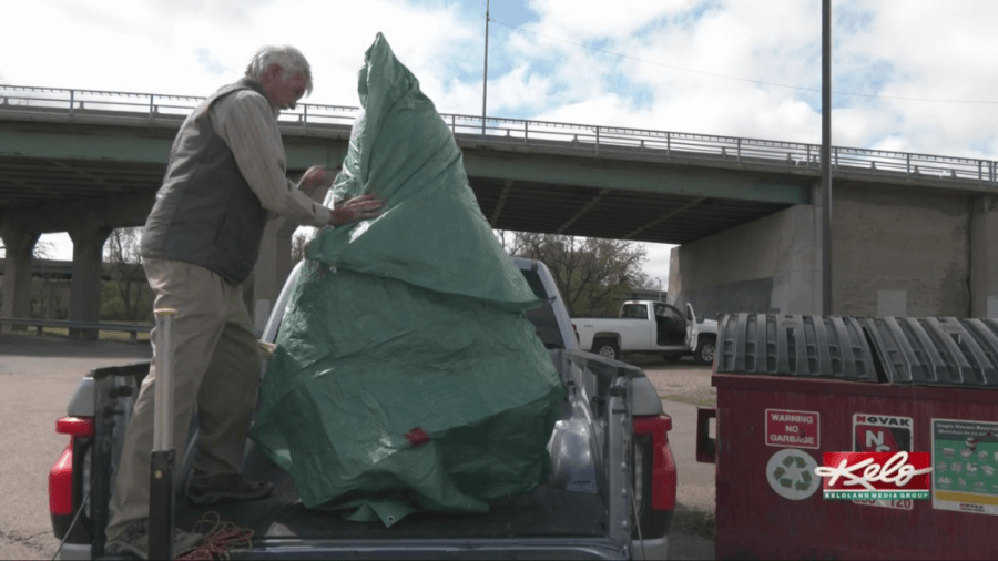 Canadian sculptors create tariff carve-out