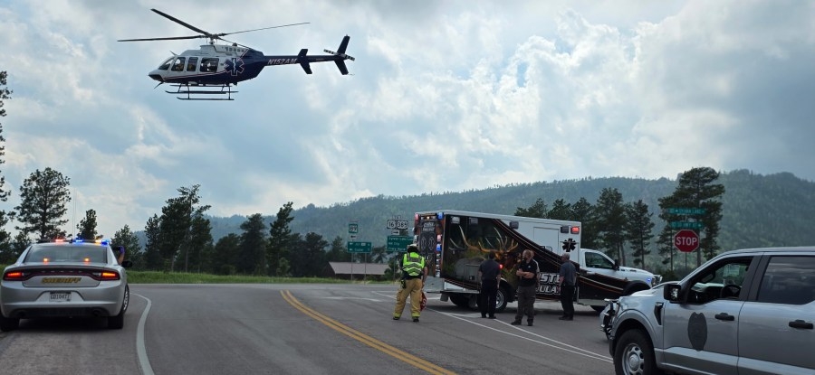 Fallen hiker rescued from Cathedral Spires trail