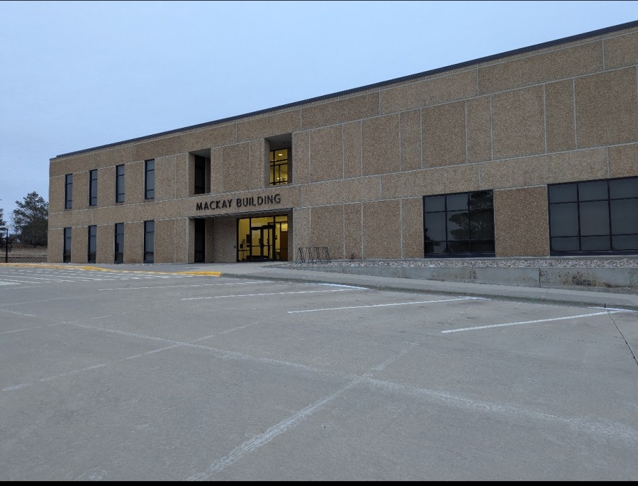 Former state librarians oppose its elimination