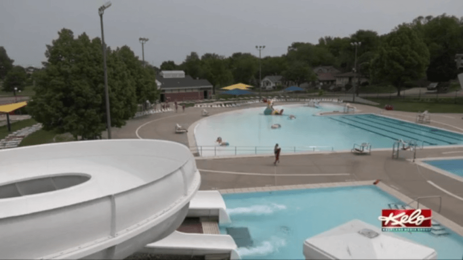 Outdoor pools open across Sioux Falls