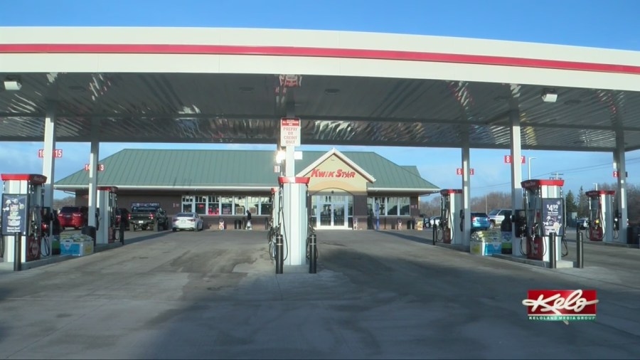 Cheap gas to promote the use of ethanol-blended fuel