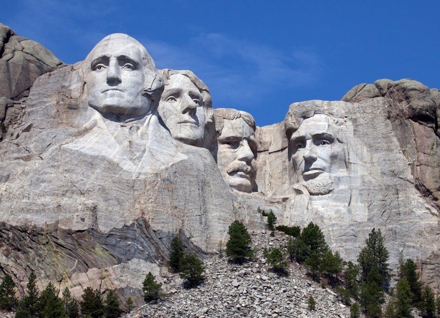 Rhoden calls for a ‘National Garden of American Heroes'