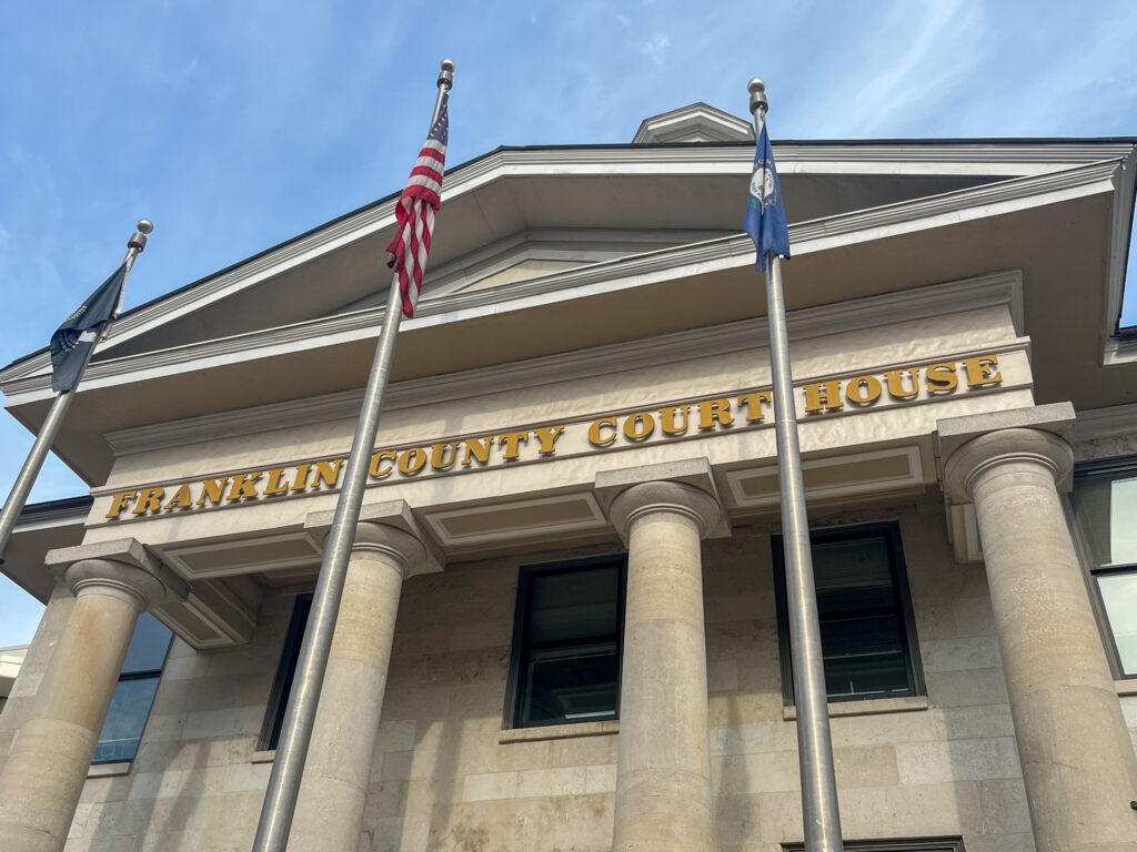Judge declines to OK settlement in challenge of hedge funds' handling of KY pension money