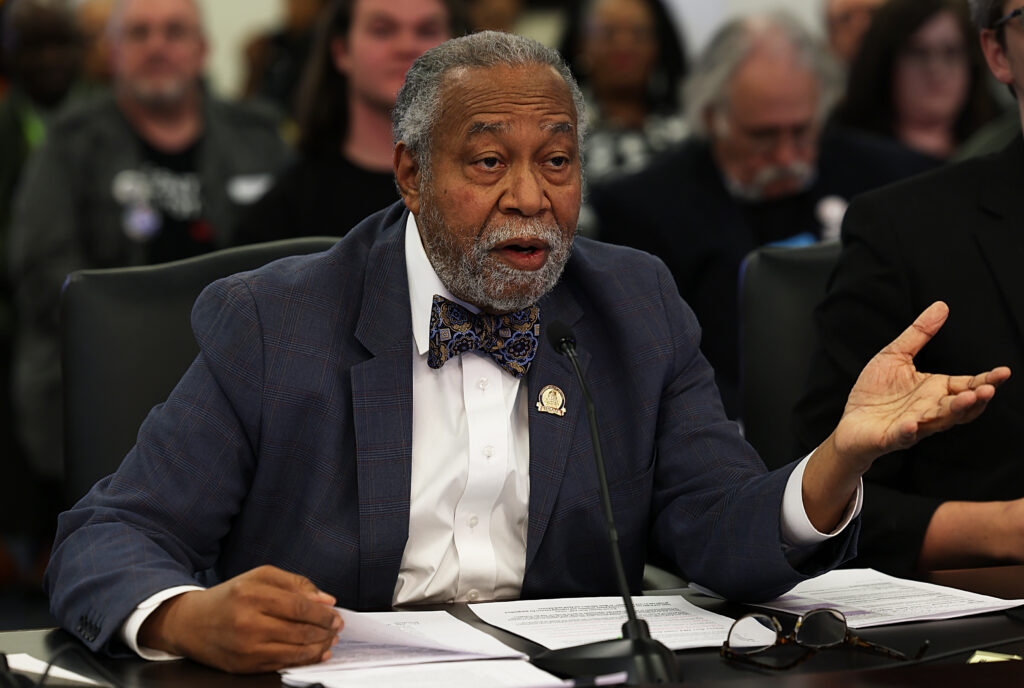 KY Senate Democratic leader falls short of changing GOP higher ed bills in committee