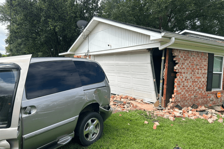 Firefighters stabilize Longview home hit by vehicle