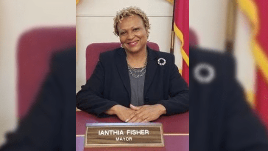 Fisher wins Crockett mayor race in runoff election
