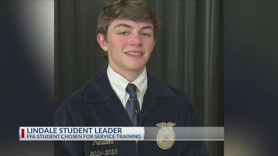 Lindale FFA member among 10 selected for scholars program