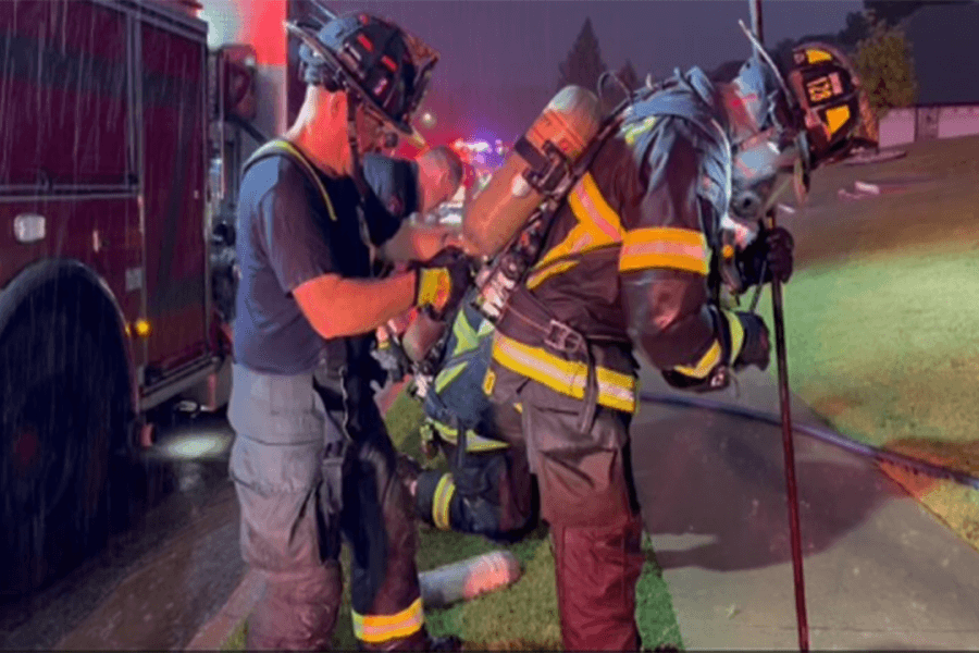 Lightning strike causes fire at residential garage in Tyler