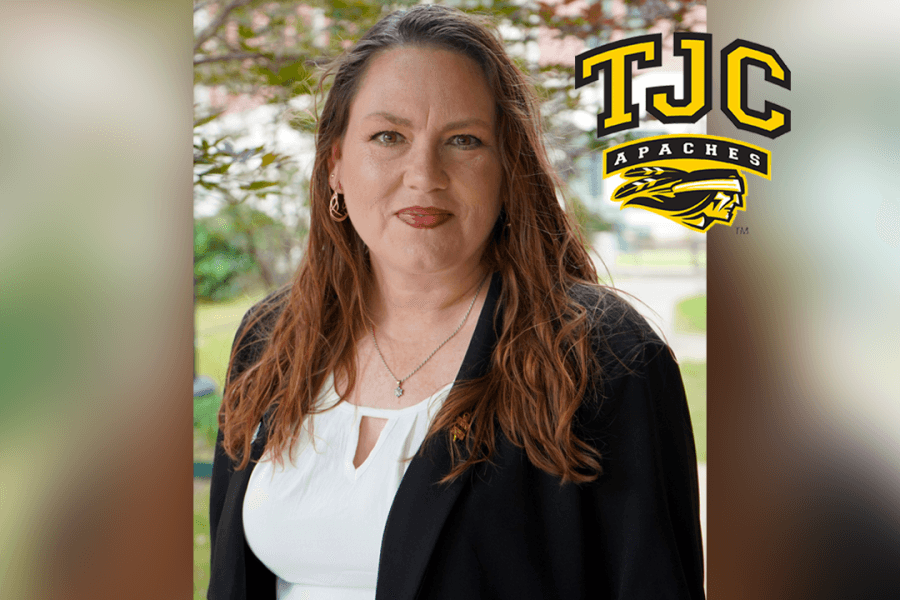 East Texas mom of 8 pursues healthcare track at TJC after nurses help save her husband's life