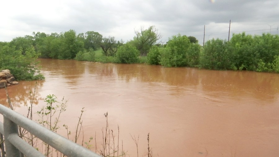 Wichita River crest delayed; city warns of mosquitoes