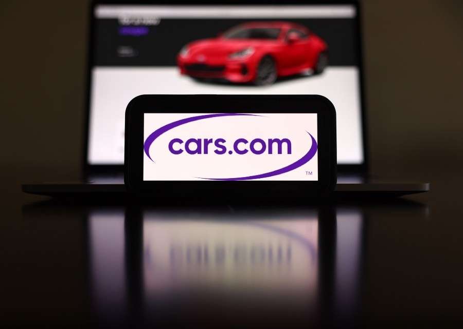Four Stars dealership family wins numerous awards from Cars.com