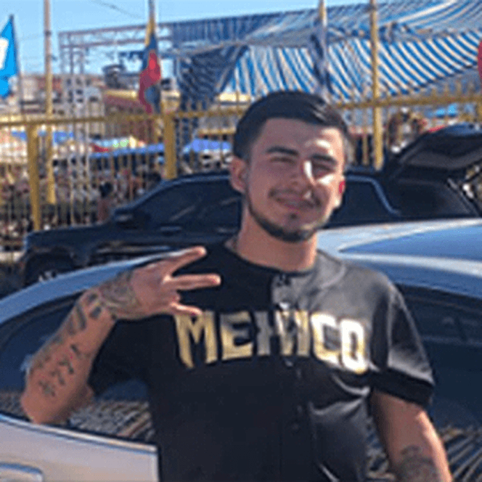FBI searching for fugitive accused of shooting man in Enid