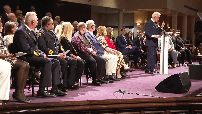 Former President Bill Clinton, speakers honor the lives lost and survivors on 30th anniversary of OKC bombing