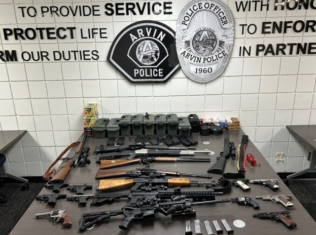 2 AR-15s and large capacity magazines found in Arvin home following domestic dispute