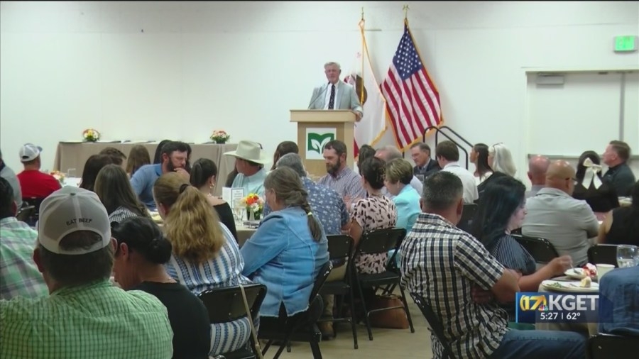 Kern AG Foundation hosts their annual scholarship night