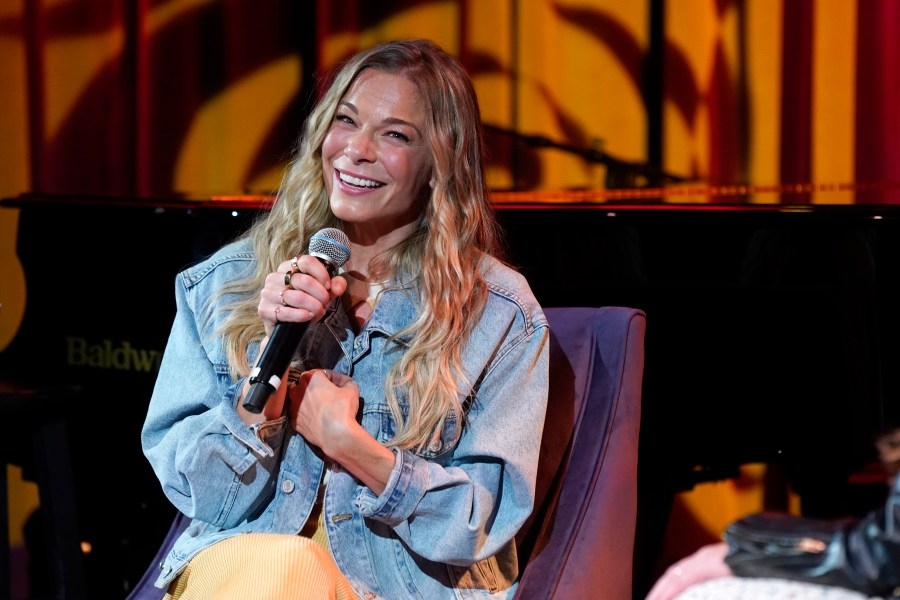 Country superstar LeAnn Rimes coming to Honolulu