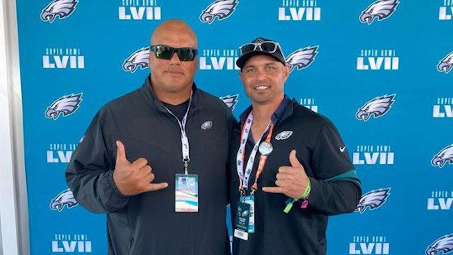 Hawaii's Dizon & Naeole find success as scouts with Eagles