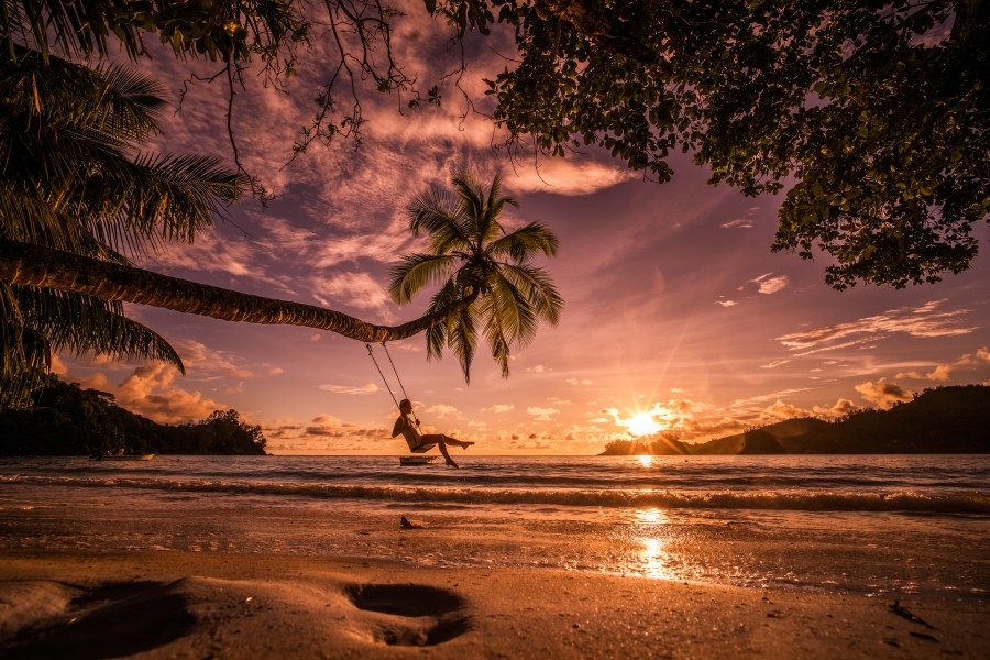 10 facts about Kelly Slater's $16.5M Hawaiʻi North Shore home for sale