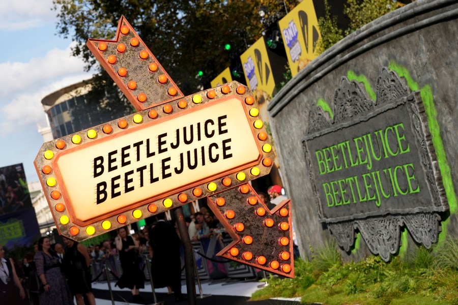 1st ever performance 'Beetlejuice Jr' comes to Kaimuki High School Performing Arts Center
