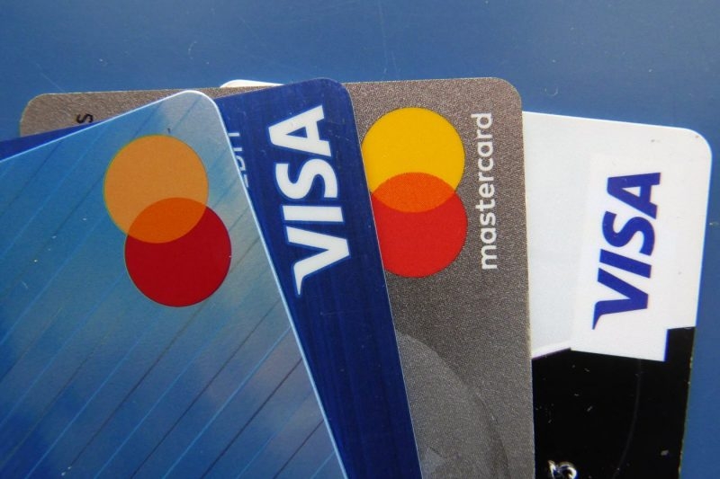 Credit card swipe fees spreading in Hawaii