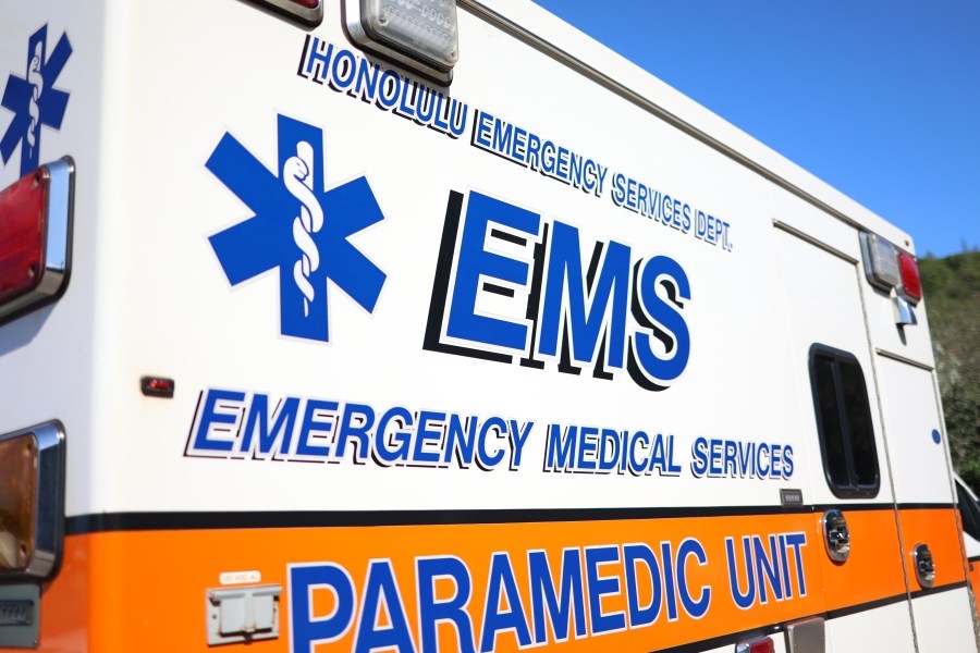 Honolulu EMS honors newly promoted personnel