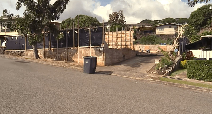 Kaimuki residents are calling for ‘monster home' to be torn down