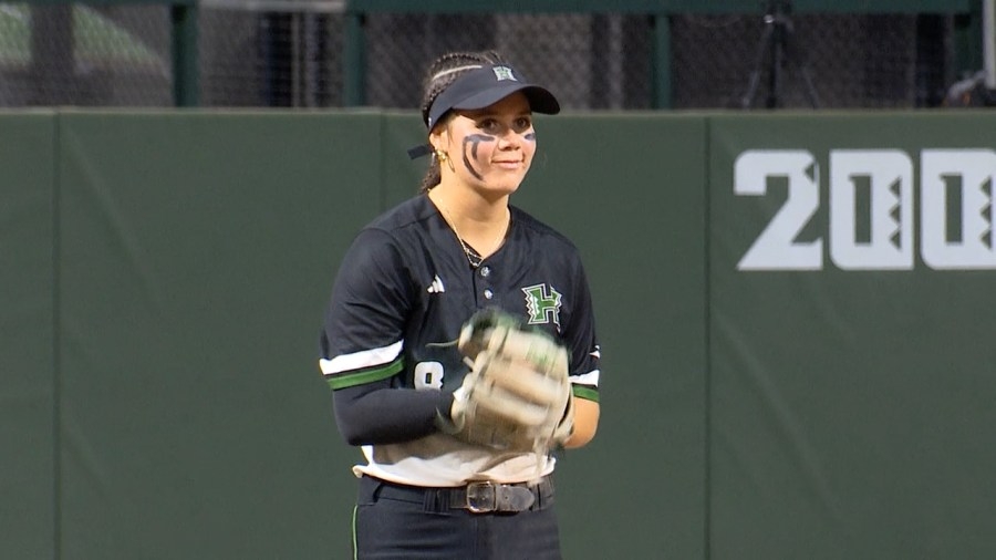 UH's Ah Yat proud to be back home with Dad in the stands