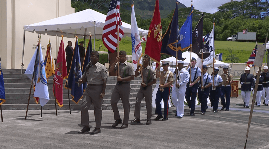 Gov. Green holds Memorial Day Ceremony in Kaneʻohe