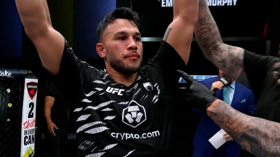 Hawaii's Brad Tavares wins via Unanimous Decision