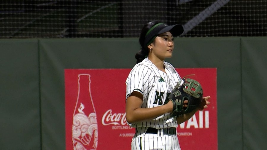Hawaii Softball sweeps doubleheader, improves to 3-0
