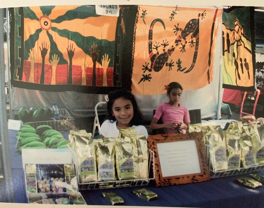 4th generation Kona coffee farmer seeks moʻolelo, naʻauao for grad studies