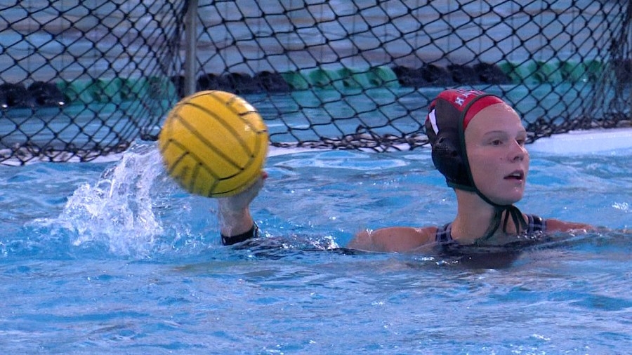 Hawaii Water Polo wins in extra time against 6th ranked Long Beach State