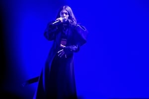 Lorde announces Seattle stop for upcoming tour