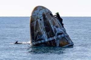 Crew-9 return sparks major interest in Western Washington
