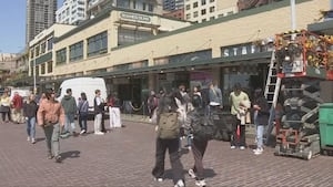 Shoppers react to pedestrian-only Pike Place Market pilot