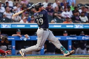 Cal Raleigh to participate in Home Run Derby