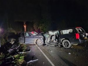 5 injured, including 3 children, injured in Kitsap Co. head-on crash