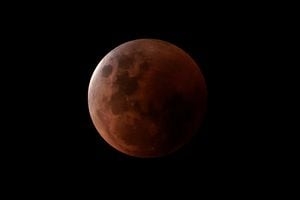 Watch the moon turn red during a total lunar eclipse in March