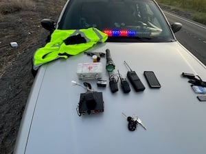 Man arrested for allegedly impersonating a police officer in Chelan County