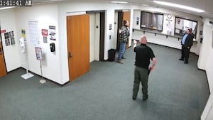 WATCH: Lewis County judge tackles suspect in courthouse after attempting to flee