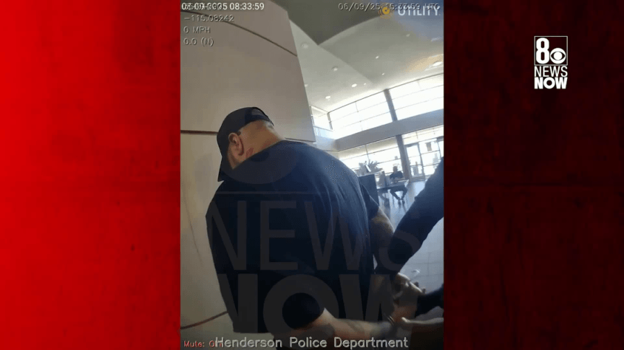 Video shows suspect in Las Vegas Strip double murder turning self in