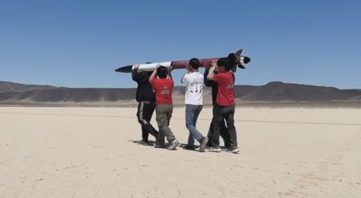 UNLV rocketry team shoots for the sky