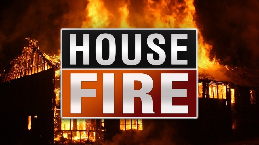 Carencro residential fire breaks out on Oak Springs Lane