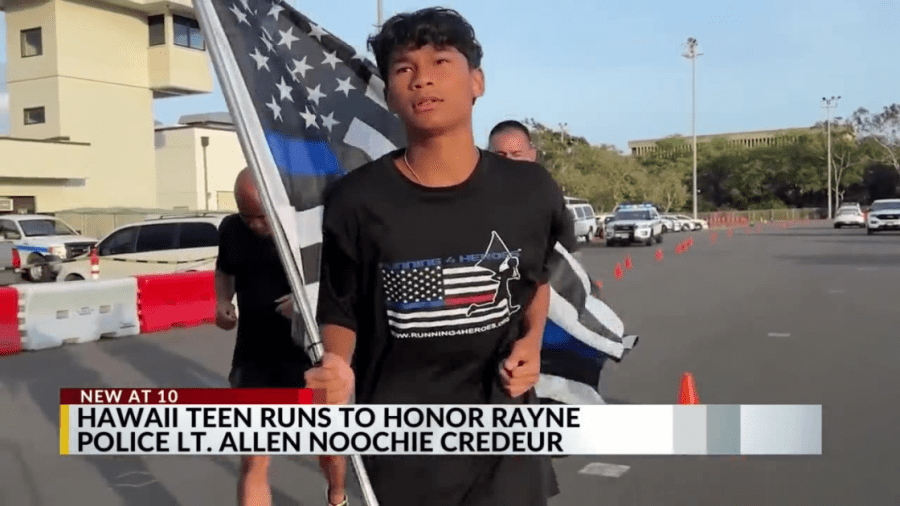 Hawaiian youth runner pays respects to fallen Lt. Credeur