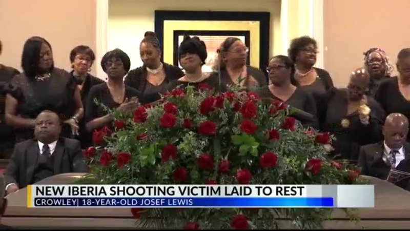 Community mourns death of 18-year-old fatally shot on Mardi Gras
